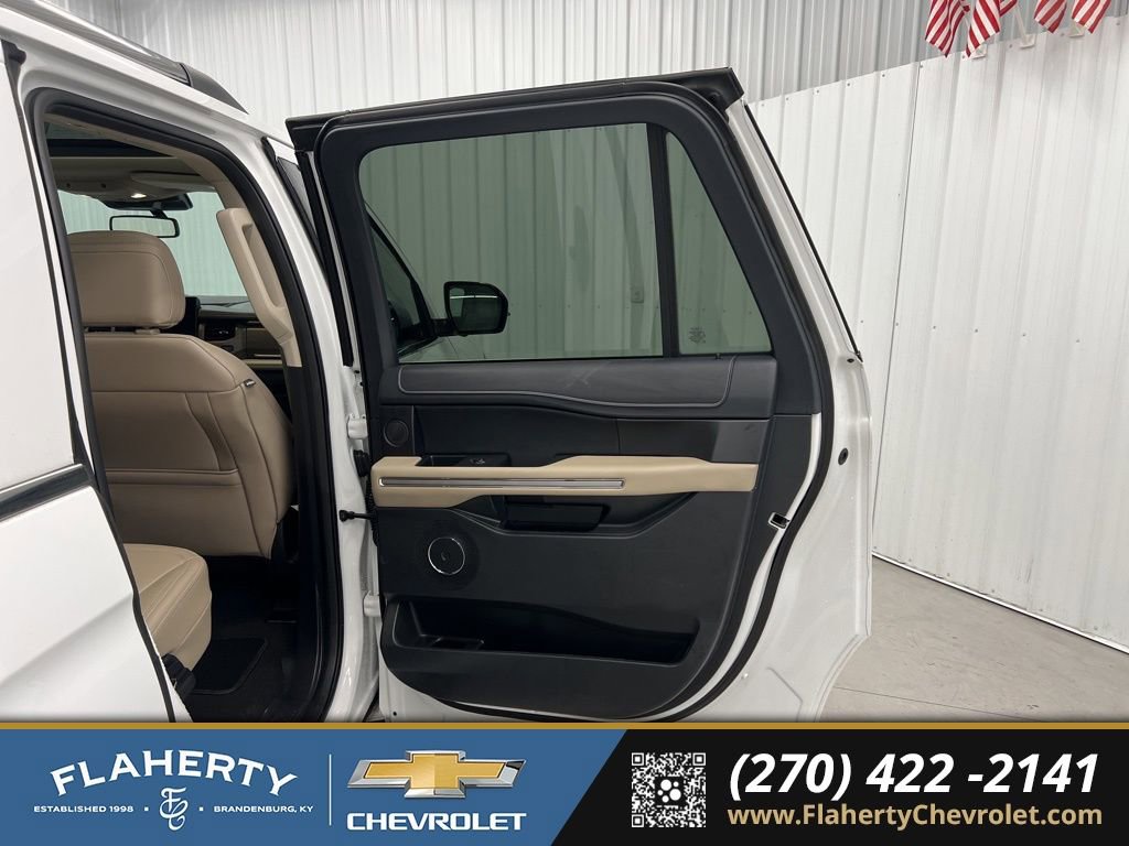 Used 2024 Ford Expedition Max Limited image 12