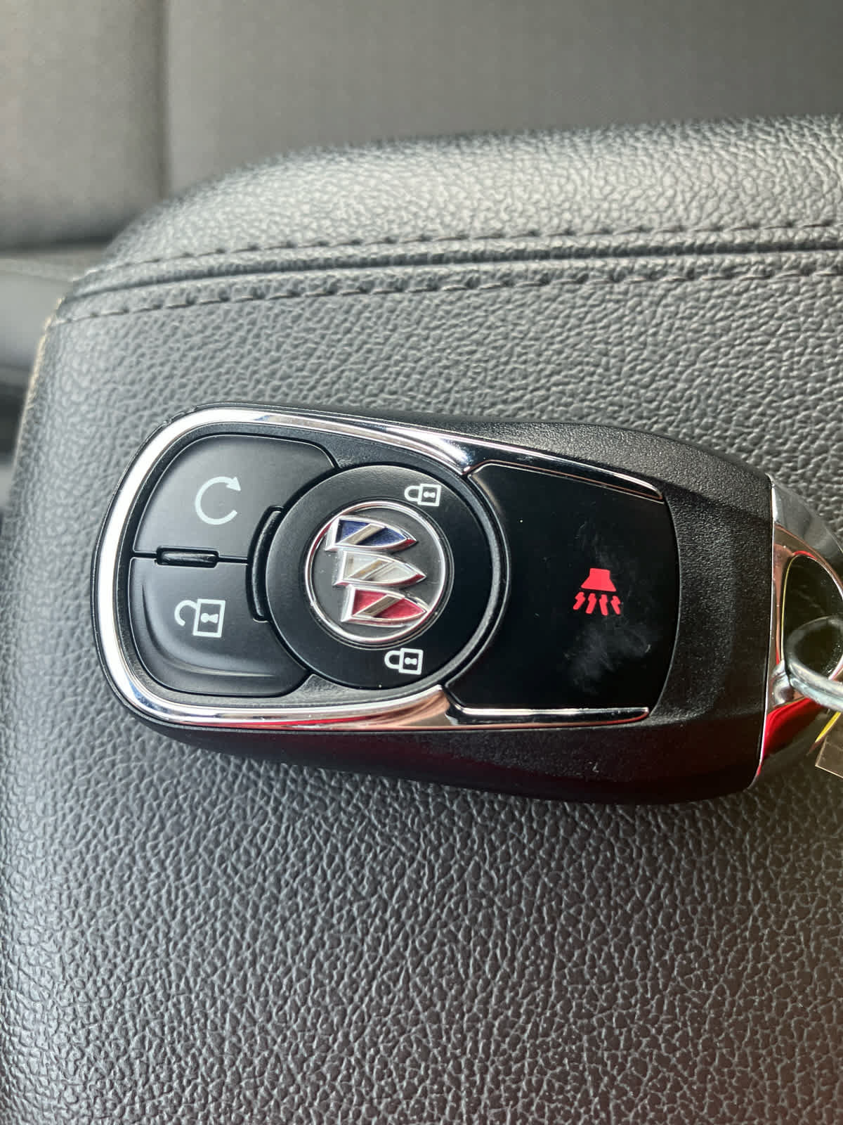 Used 2023 Buick Encore GX Select FWD image 31