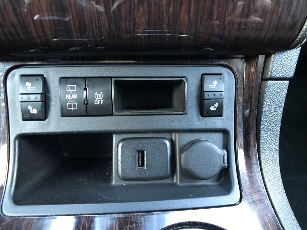 Used 2016 Chevrolet Traverse LT image 22