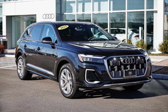 Used 2025 Audi Q7 3.0T Premium Plus image 2
