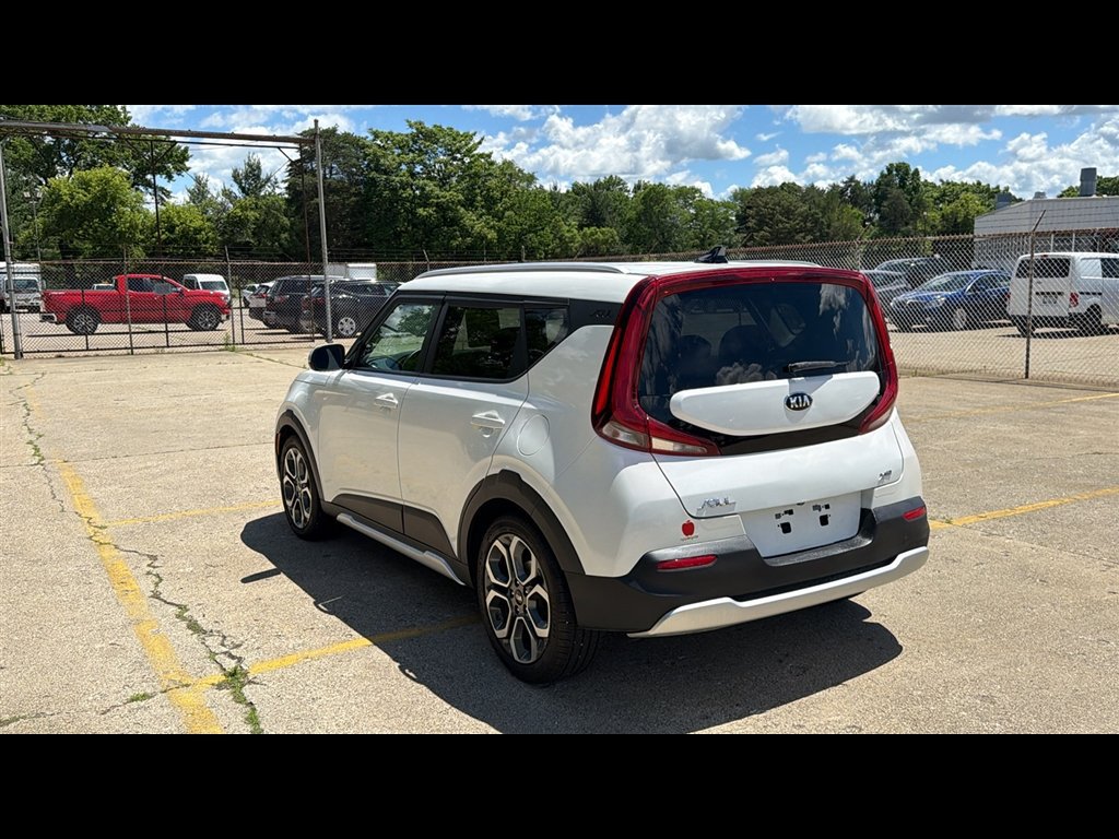 Used 2020 Kia Soul X-Line FWD image 4