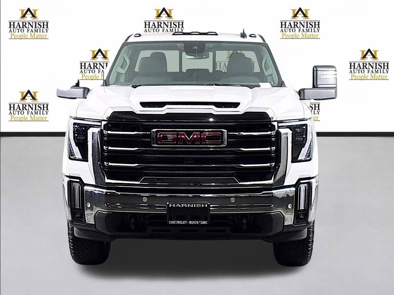 Used 2025 GMC Sierra 2500 SLE w/ SLE Value Package; AWD/4WD image 2