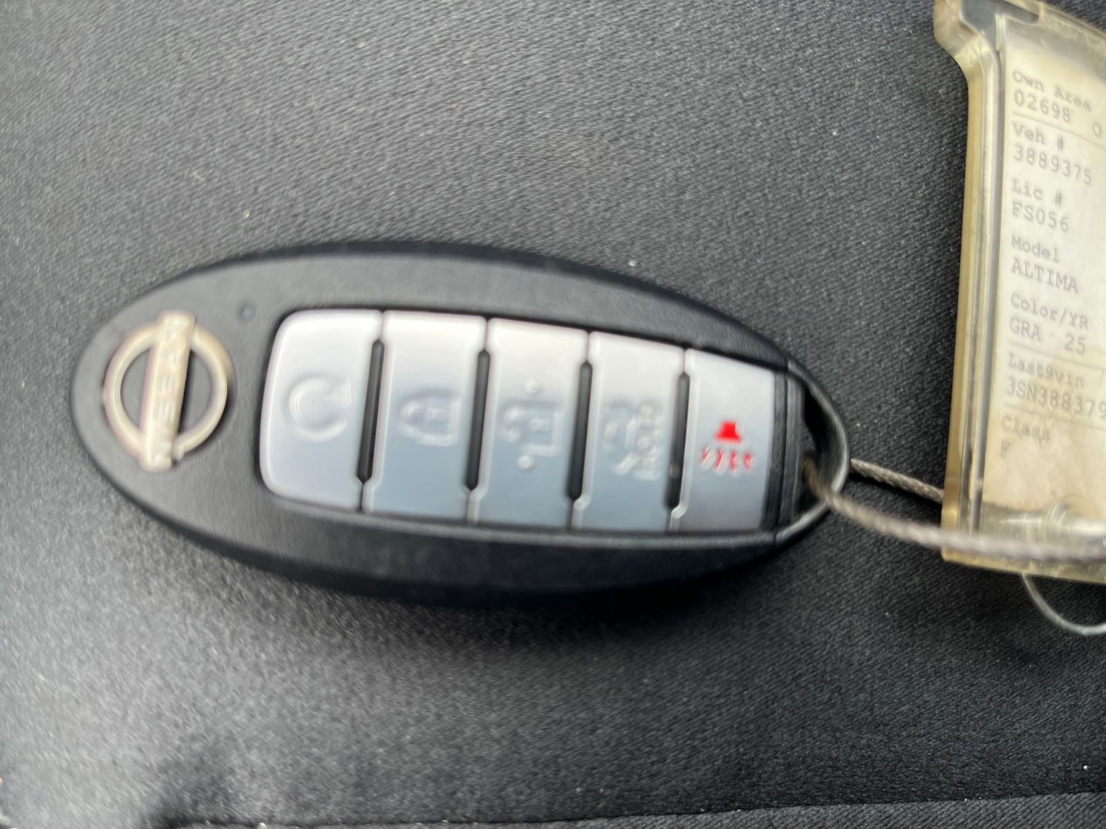 Used 2025 Nissan Altima 2.5 SV image 24