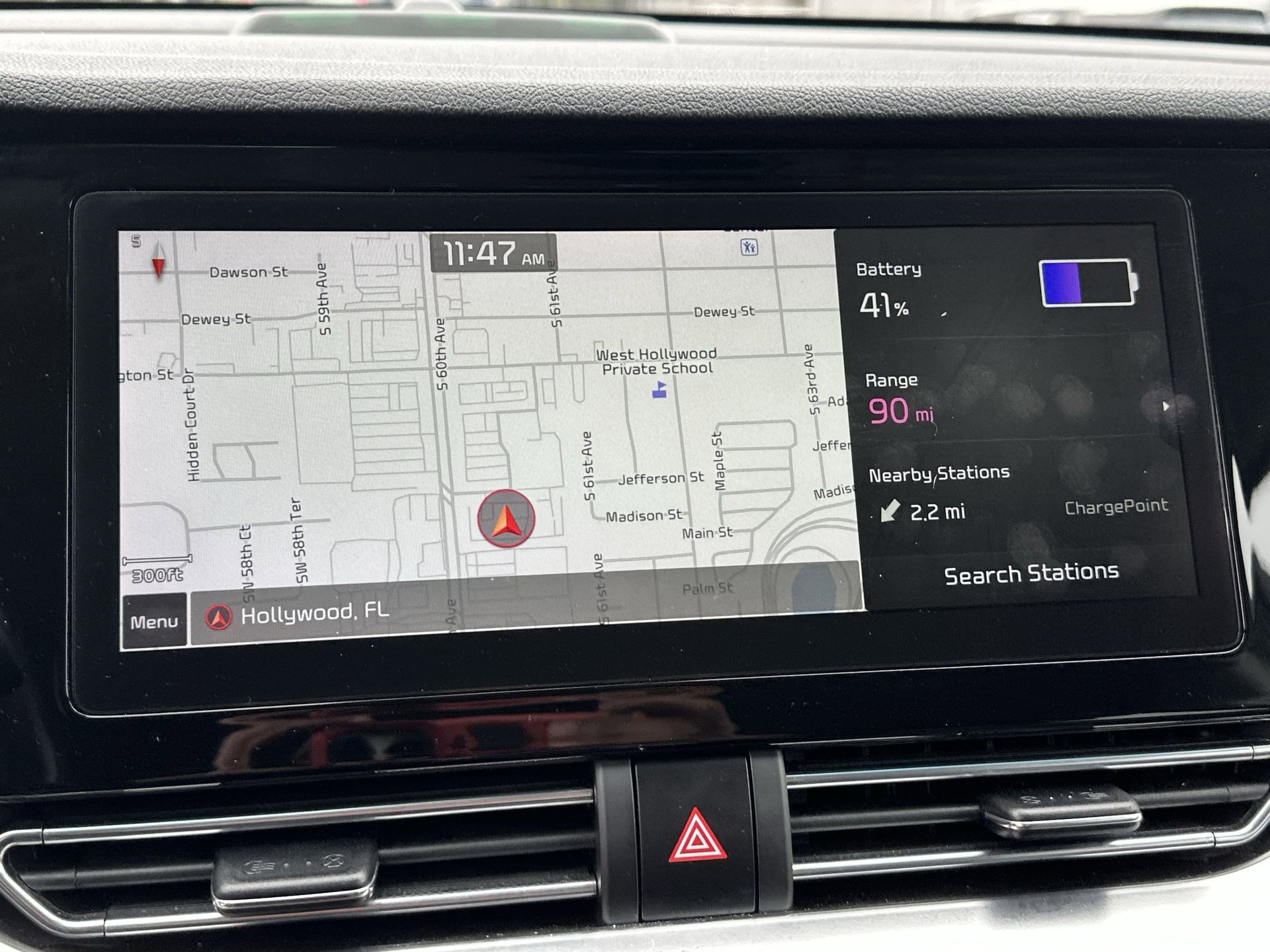 Used 2022 Kia Niro EX image 12