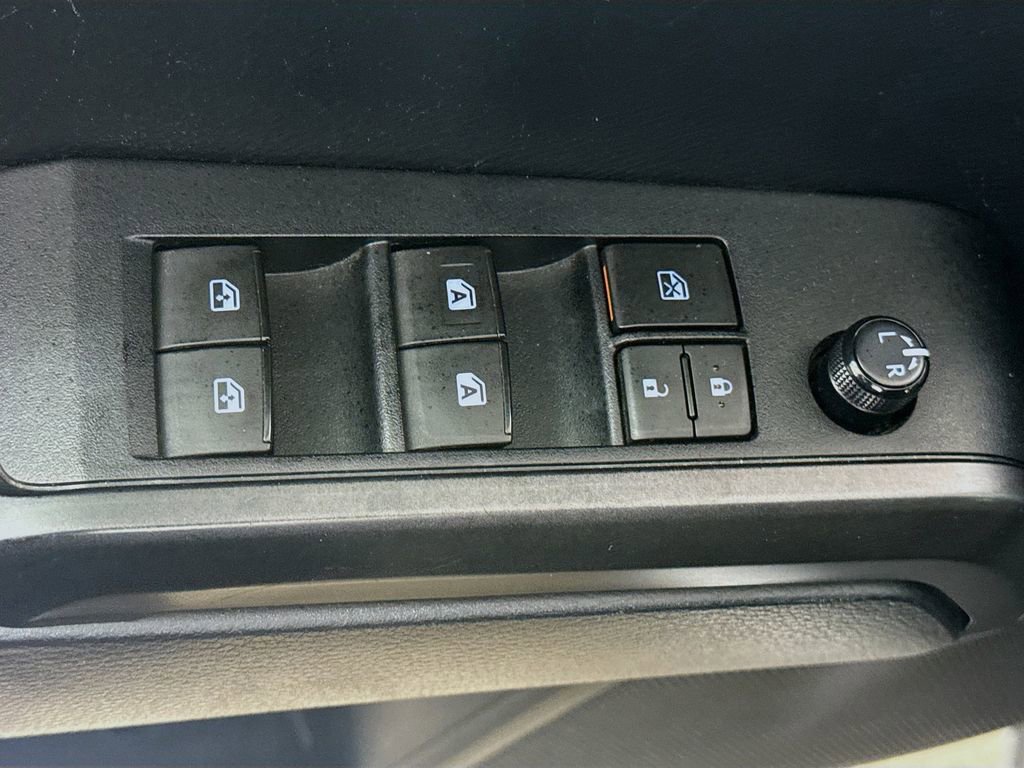 Used 2023 Toyota Tacoma TRD Sport AWD/4WD image 19