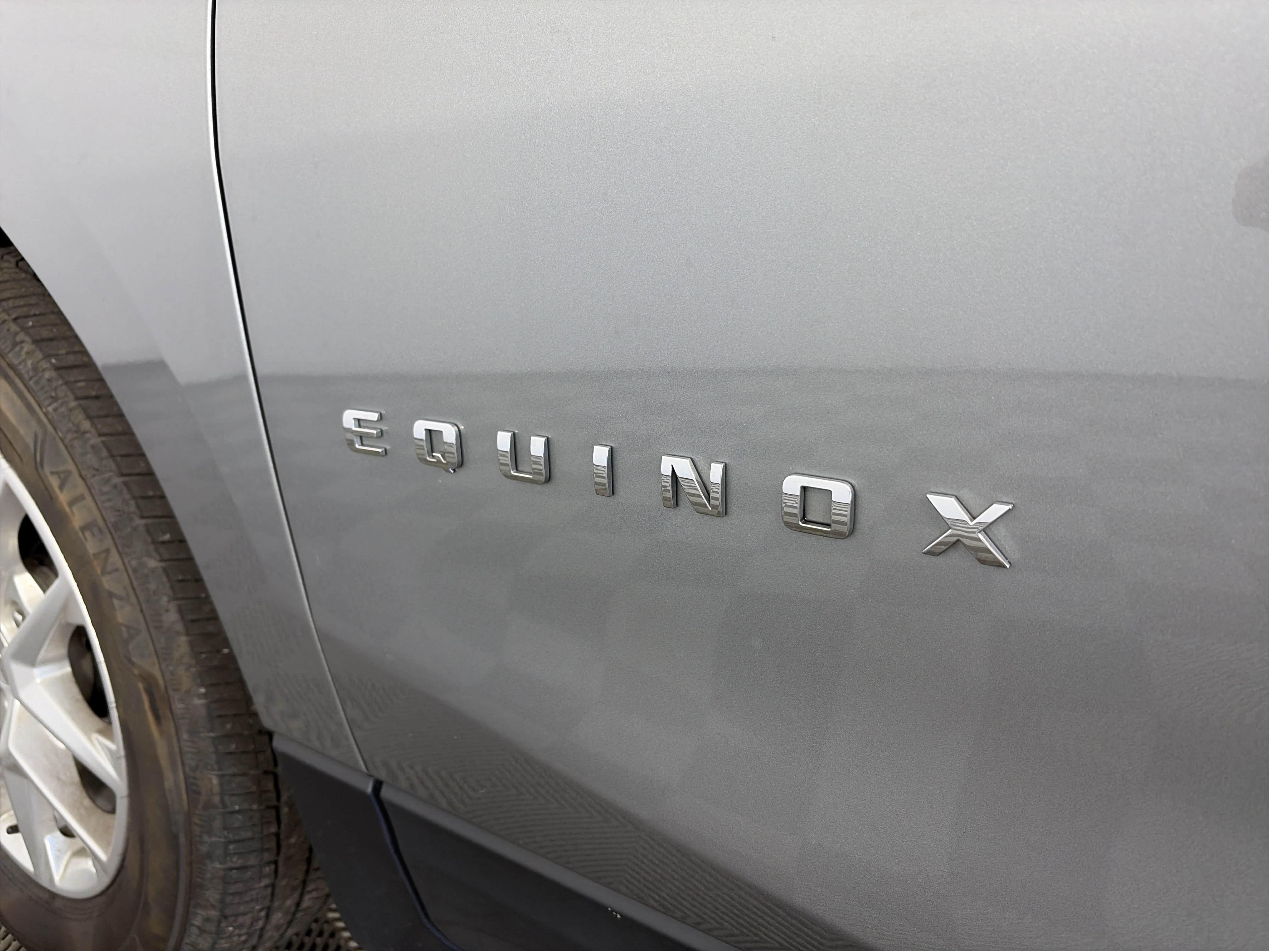 Used 2024 Chevrolet Equinox LT AWD/4WD image 18