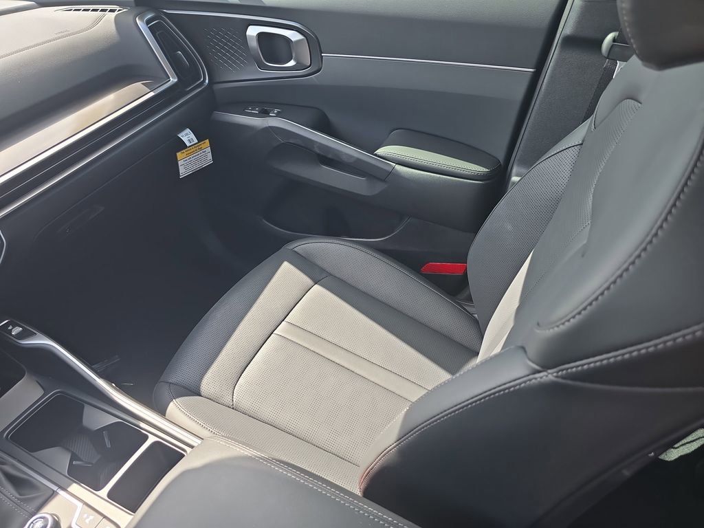 New 2026 Kia Sorento S FWD image 15