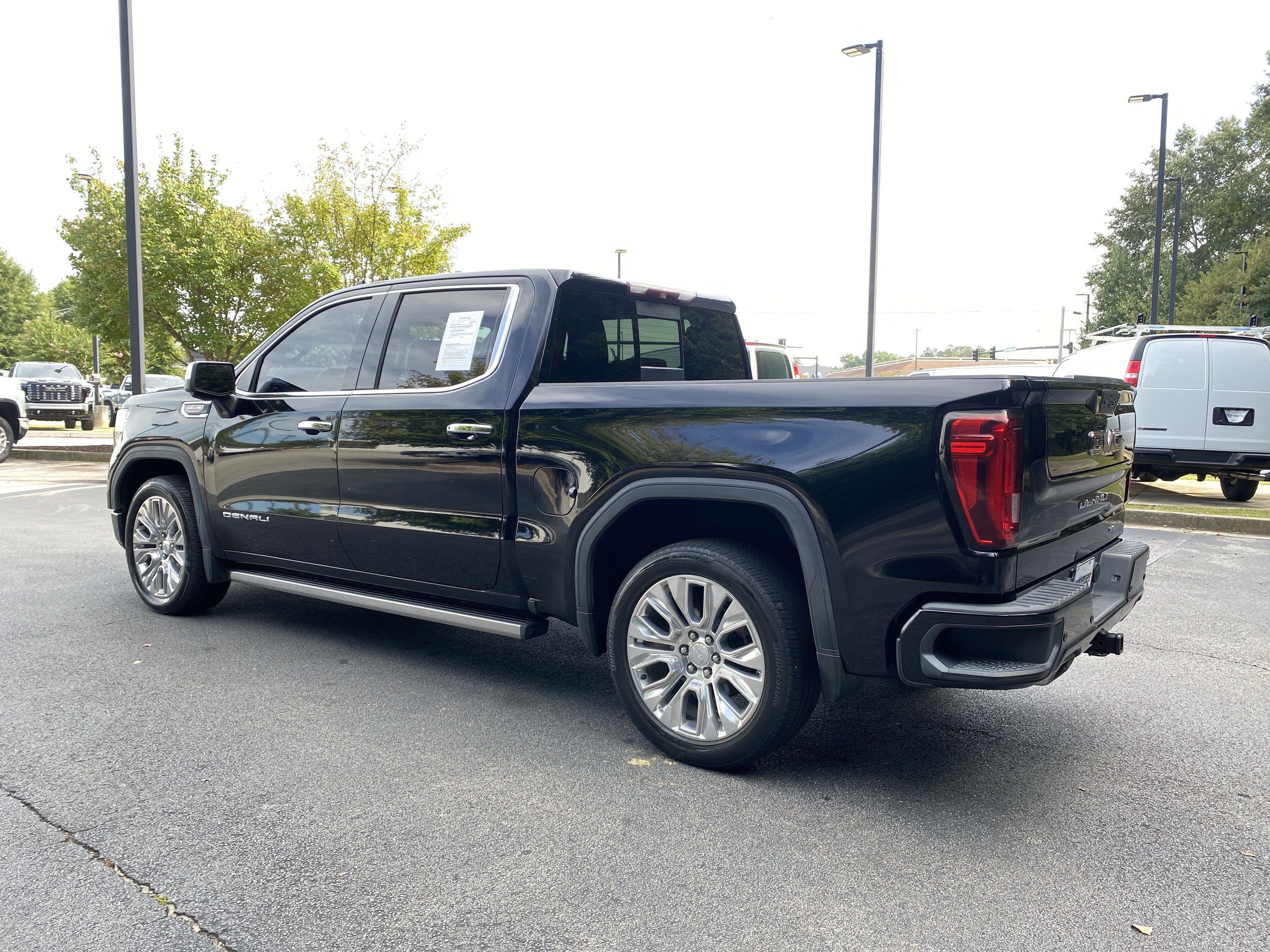 Used 2019 GMC Sierra 1500 Denali w/ Denali Ultimate Package AWD/4WD image 7