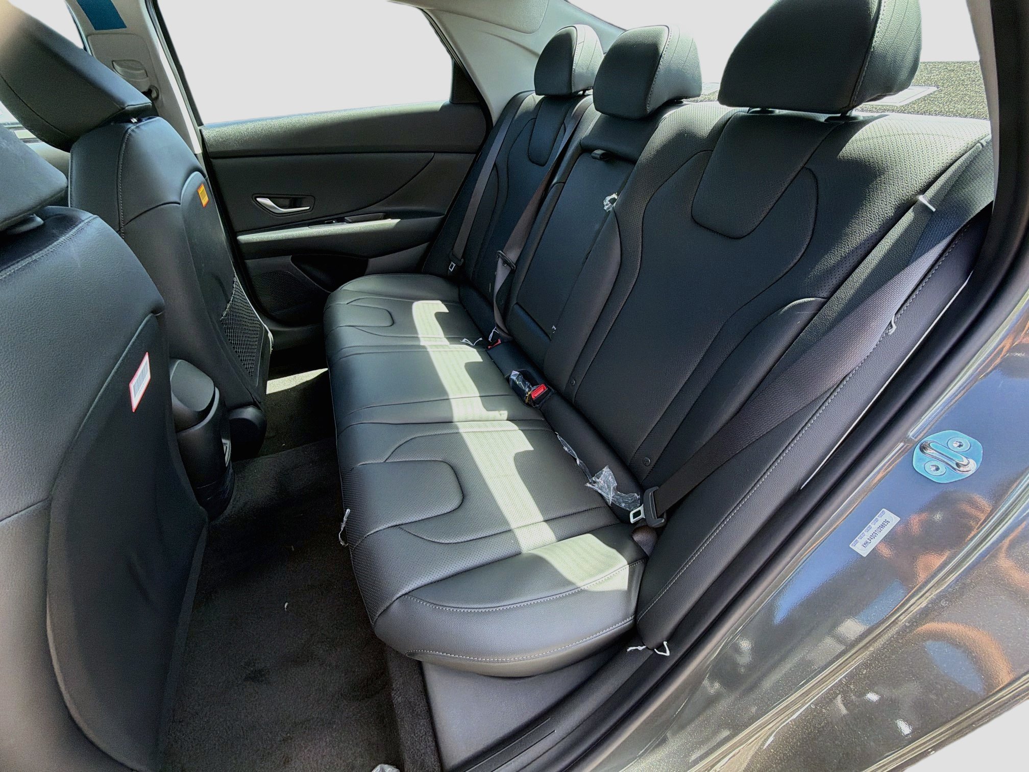 New 2026 Hyundai Elantra Limited FWD image 19
