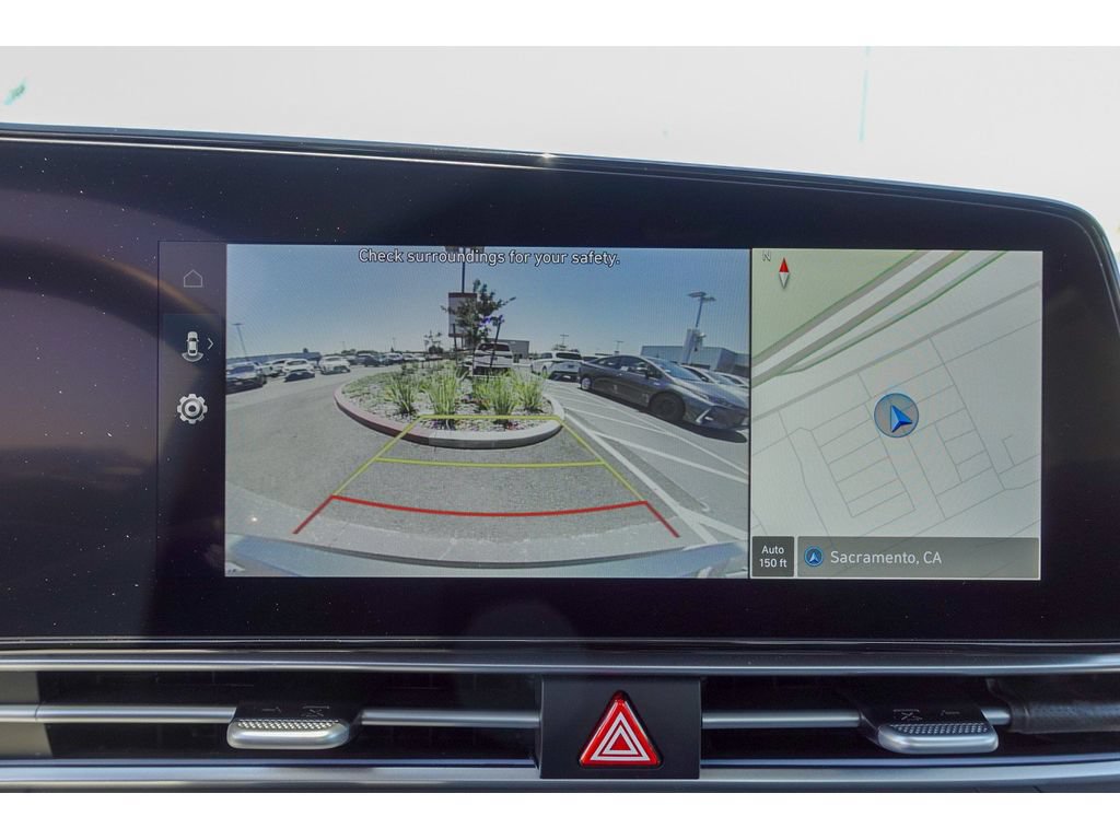 Used 2026 Hyundai Elantra SEL FWD image 23