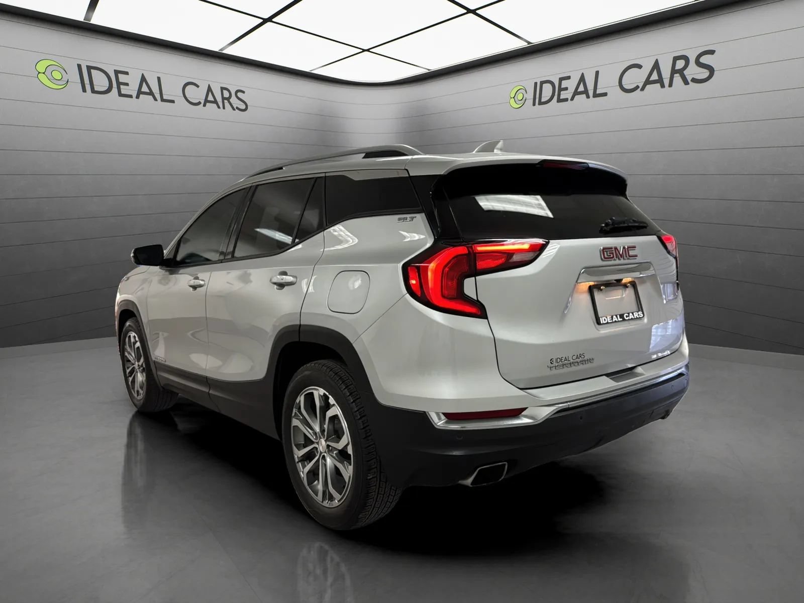 Used 2018 GMC Terrain SLT w/ Preferred Package FWD image 7