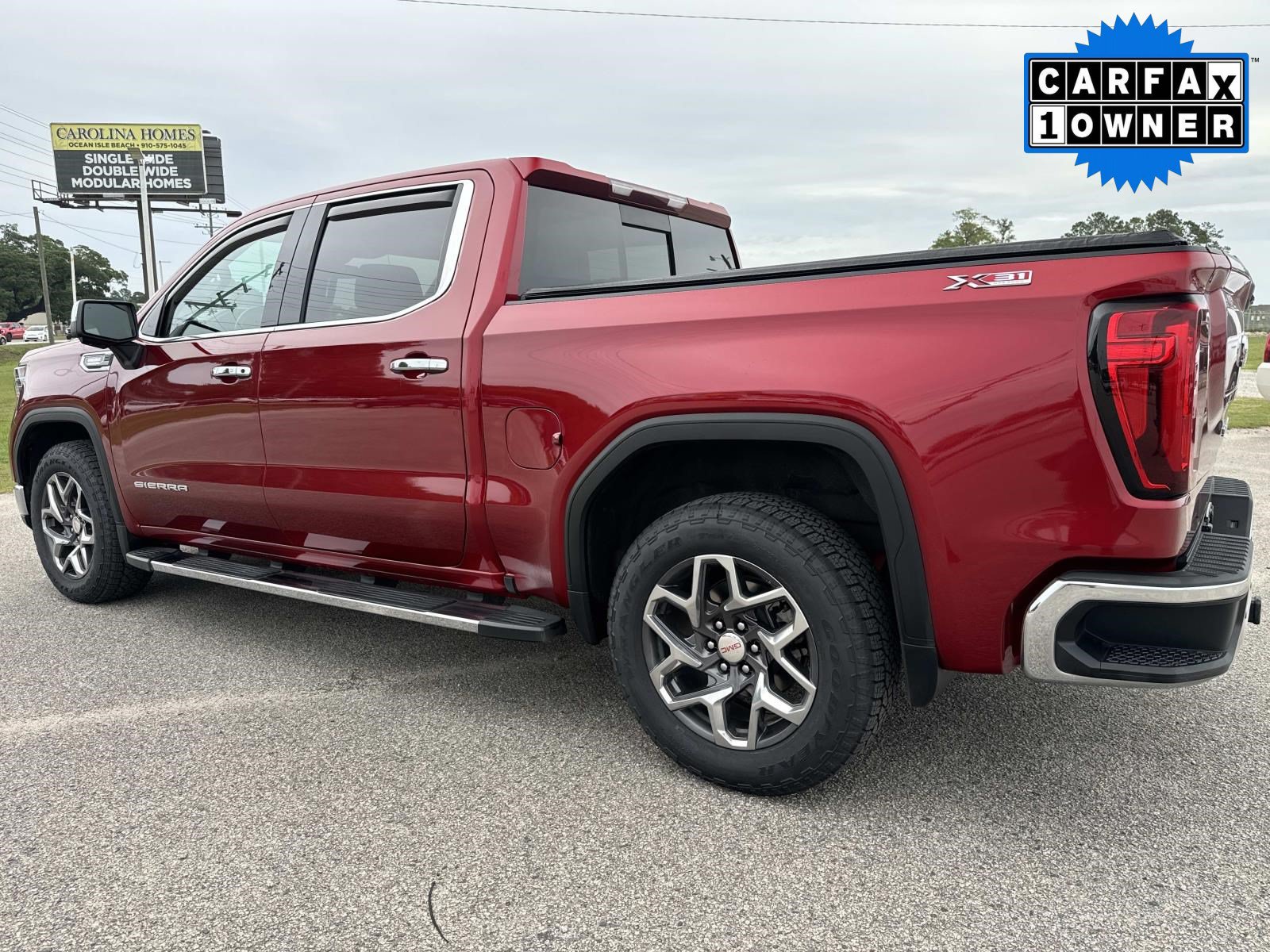 Used 2023 GMC Sierra 1500 SLT w/ SLT Premium Plus Package AWD/4WD image 6