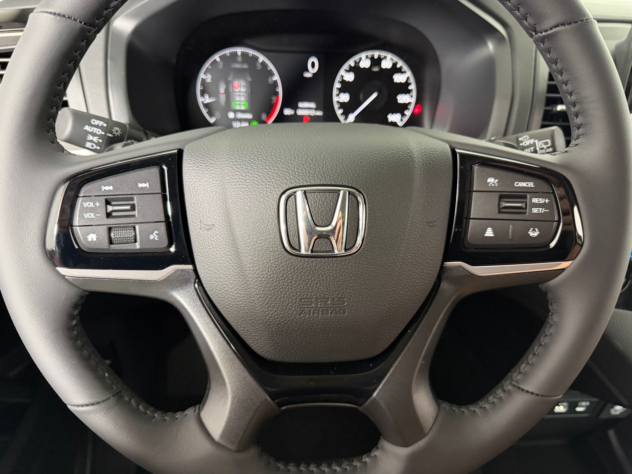 New 2027 Honda Odyssey Touring image 9