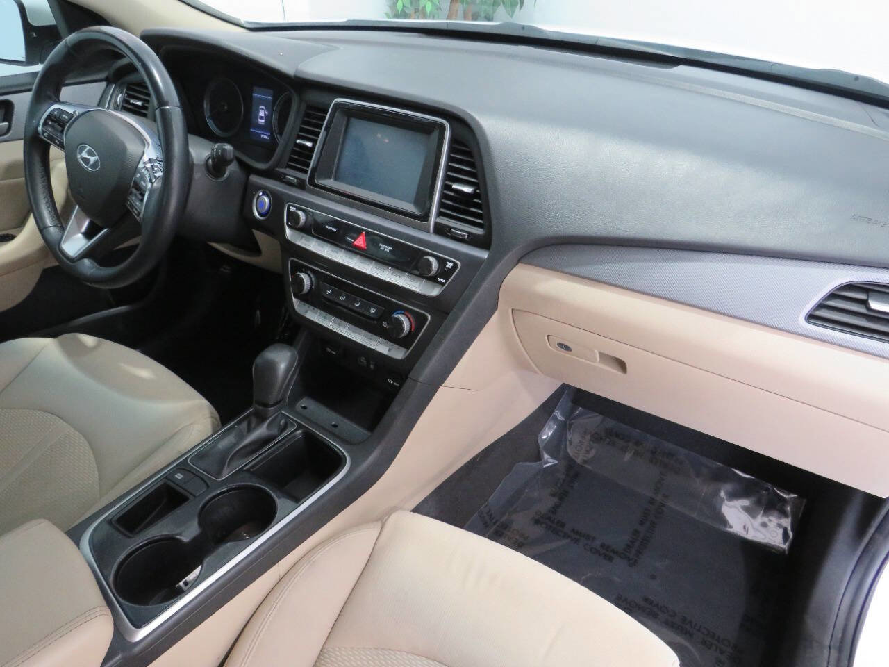 Used 2018 Hyundai Sonata SEL FWD image 9