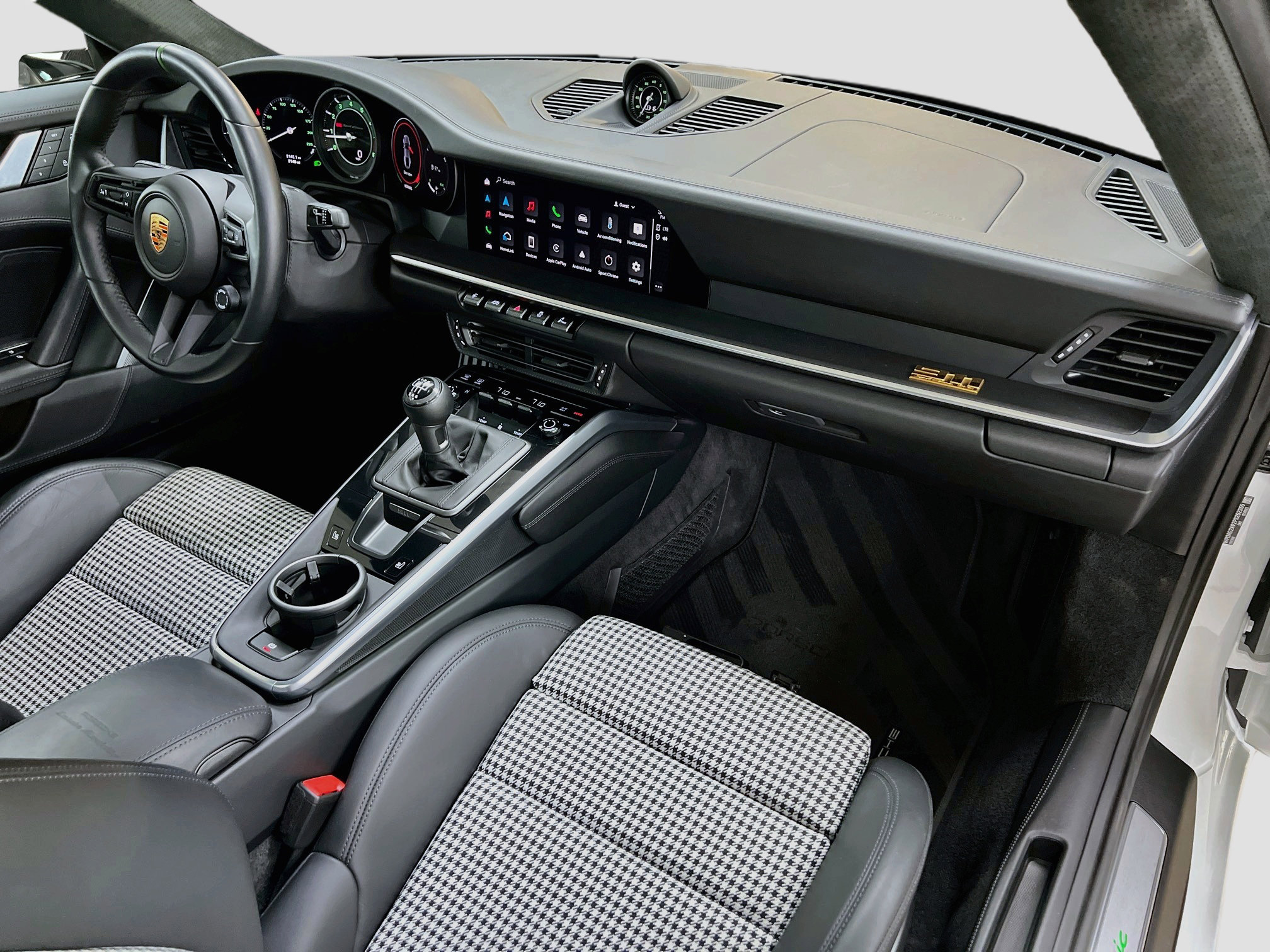 Certified 2023 Porsche 911 Sport Classic RWD image 29