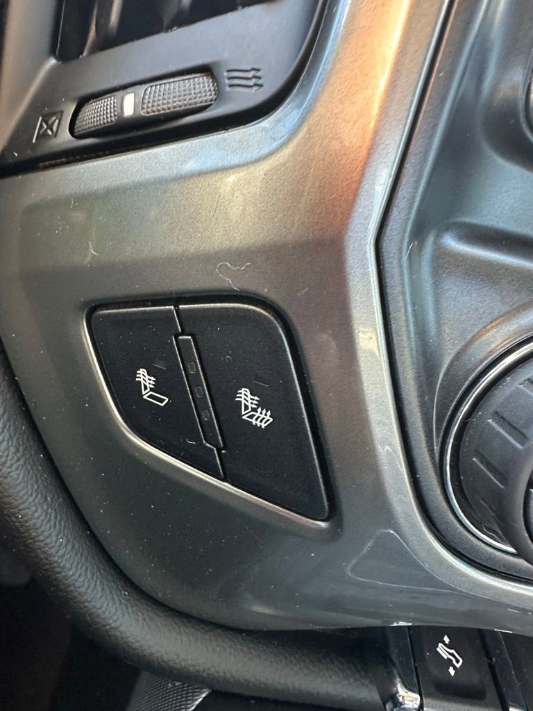 Used 2018 Chevrolet Silverado 1500 LT w/ LPO, Black Pack AWD/4WD image 41