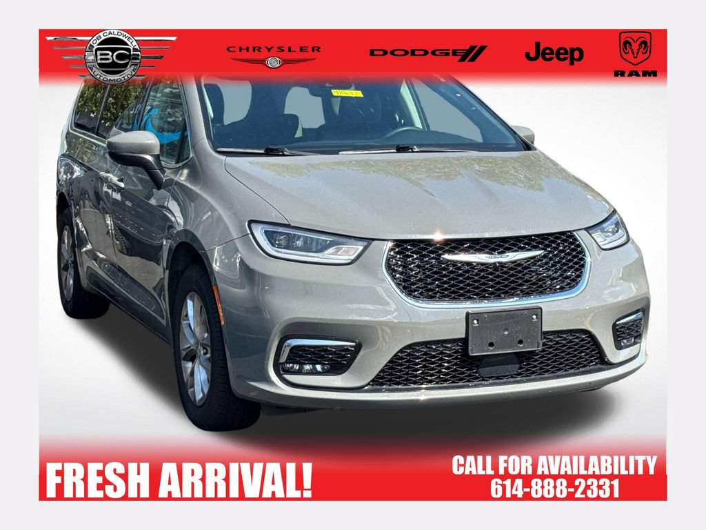 Used 2023 Chrysler Pacifica Touring-L