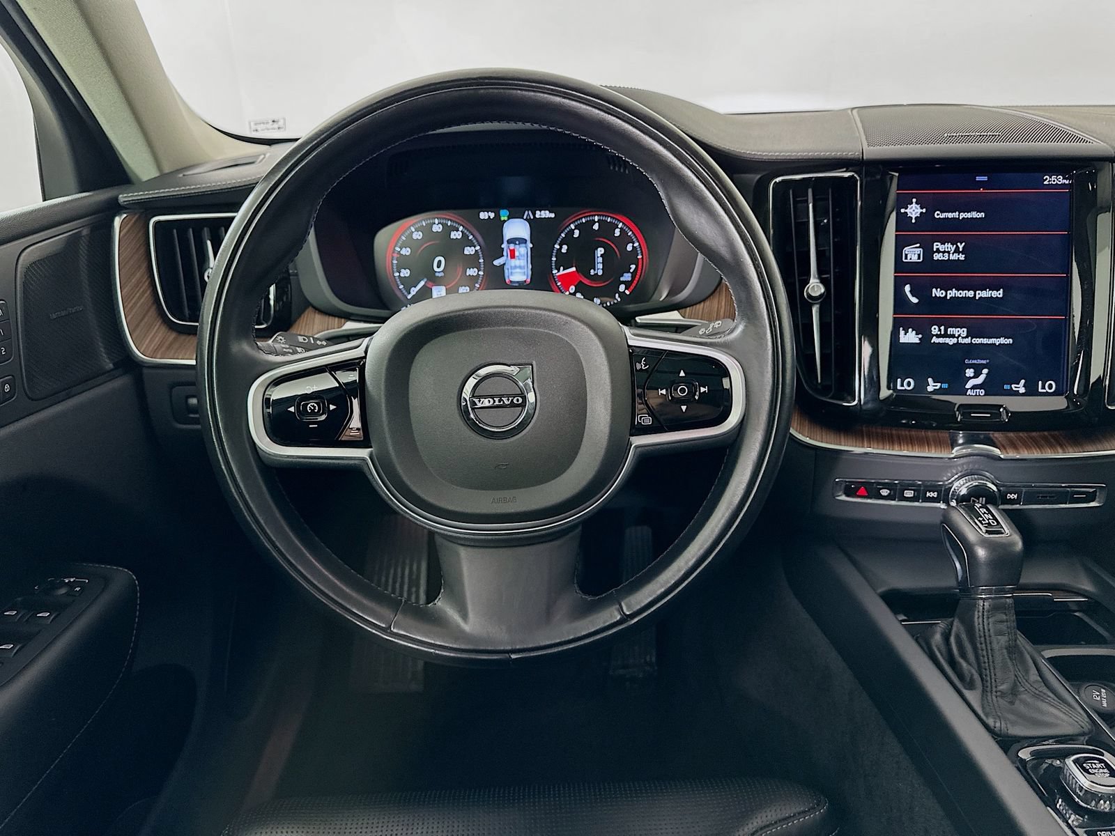 Used 2019 Volvo XC60 T6 Inscription w/ Protection Package Premier AWD/4WD image 15