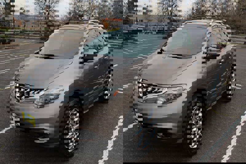 Used 2012 Nissan Murano LE w/ Platinum Pkg image 2