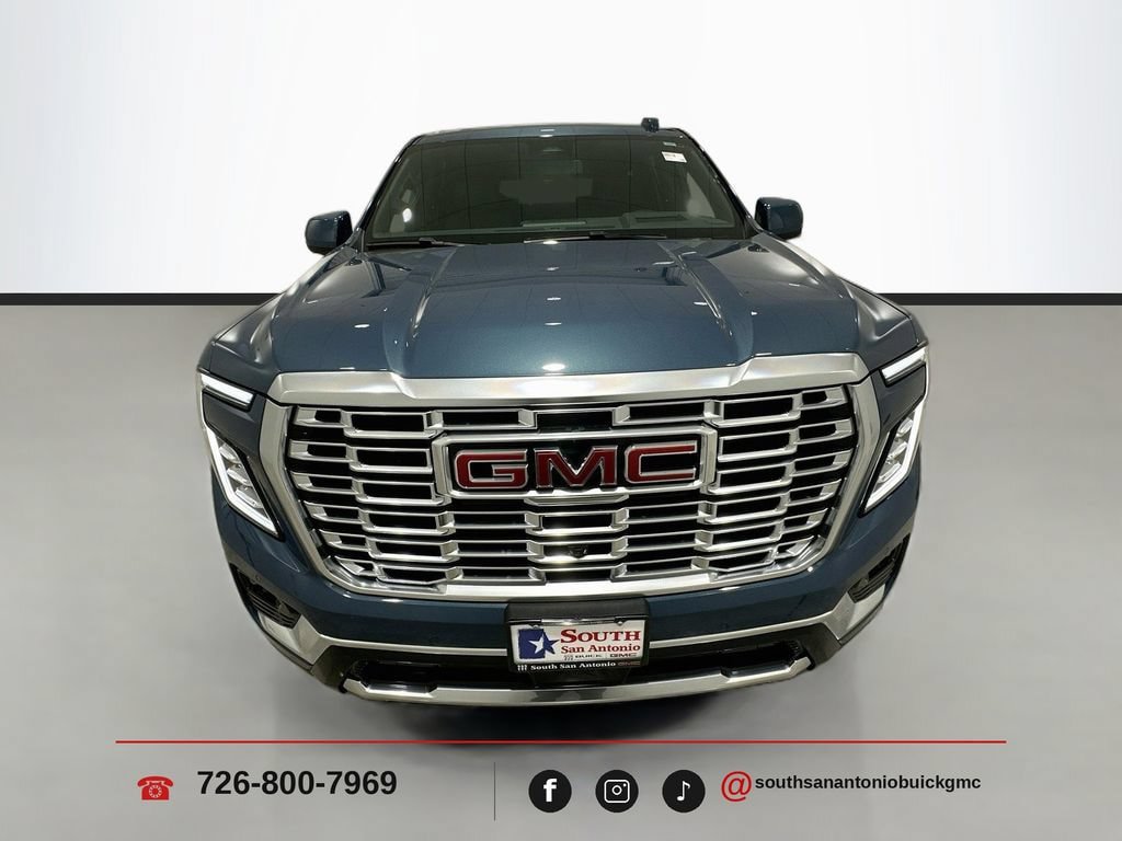 New 2026 GMC Yukon Denali w/ Sun & Power Step Package AWD/4WD image 2