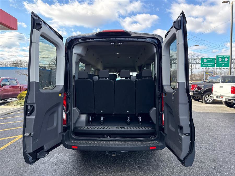 Used 2023 Ford Transit 350 XLT image 57