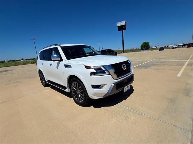 Used 2023 Nissan Armada Platinum w/ Captain's Chairs Package image 4