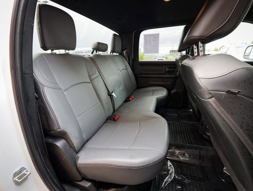 Used 2022 RAM 2500 Tradesman w/ Chrome Appearance Group AWD/4WD image 27