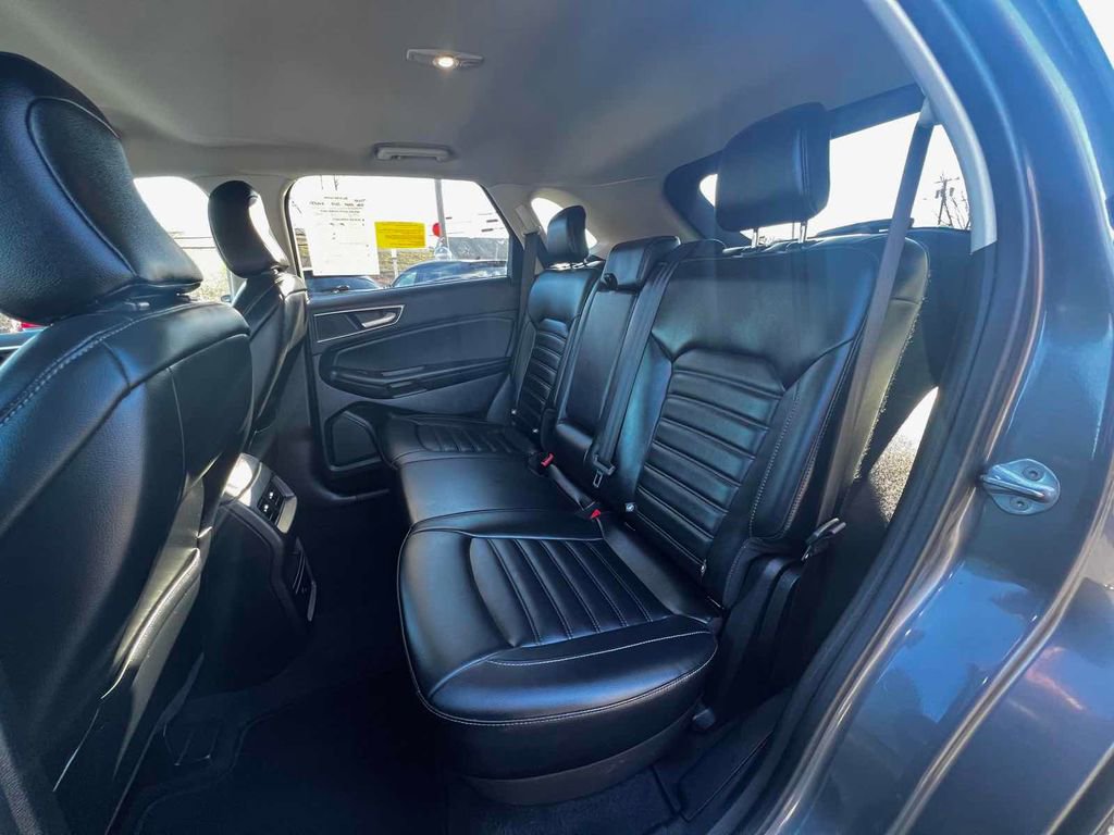 Used 2023 Ford Edge SEL image 21