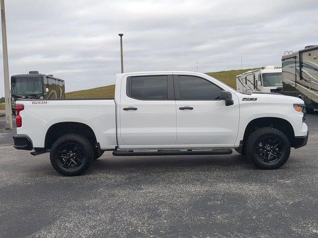 Used 2024 Chevrolet Silverado 1500 Custom Trail Boss w/ LPO, Dark Essentials Package image 4