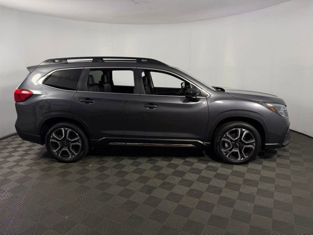 Used 2024 Subaru Ascent Limited w/ Technology Package AWD/4WD image 11