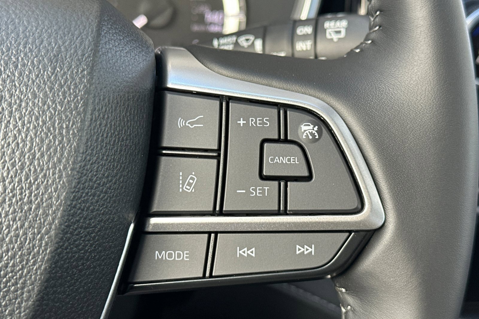 New 2026 Toyota Highlander XLE image 29