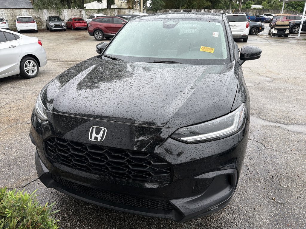Used 2026 Honda HR-V LX image 2