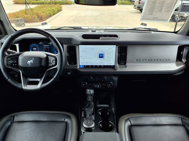 Used 2025 Ford Bronco Outer Banks image 19