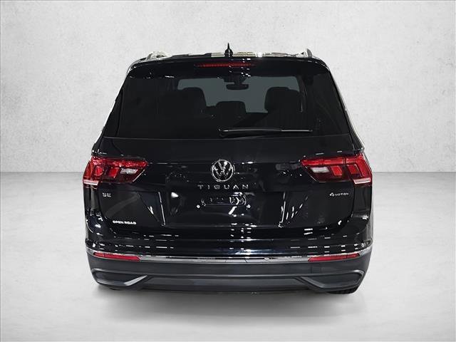 Used 2024 Volkswagen Tiguan SE image 6