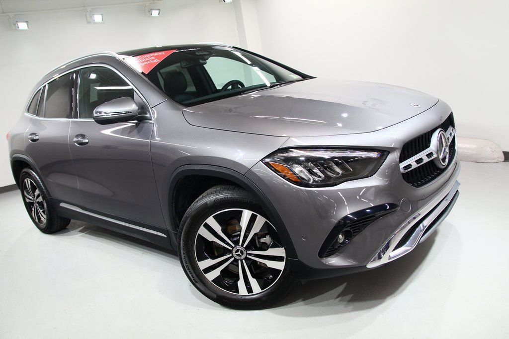 Certified 2025 Mercedes-Benz GLA 250 4MATIC image 8