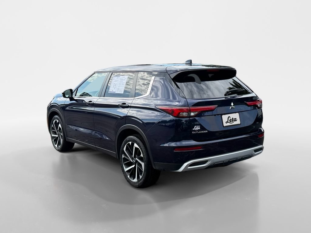 Used 2024 Mitsubishi Outlander SE AWD/4WD image 6