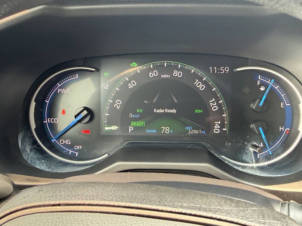 Used 2025 Toyota RAV4 XLE AWD/4WD image 13
