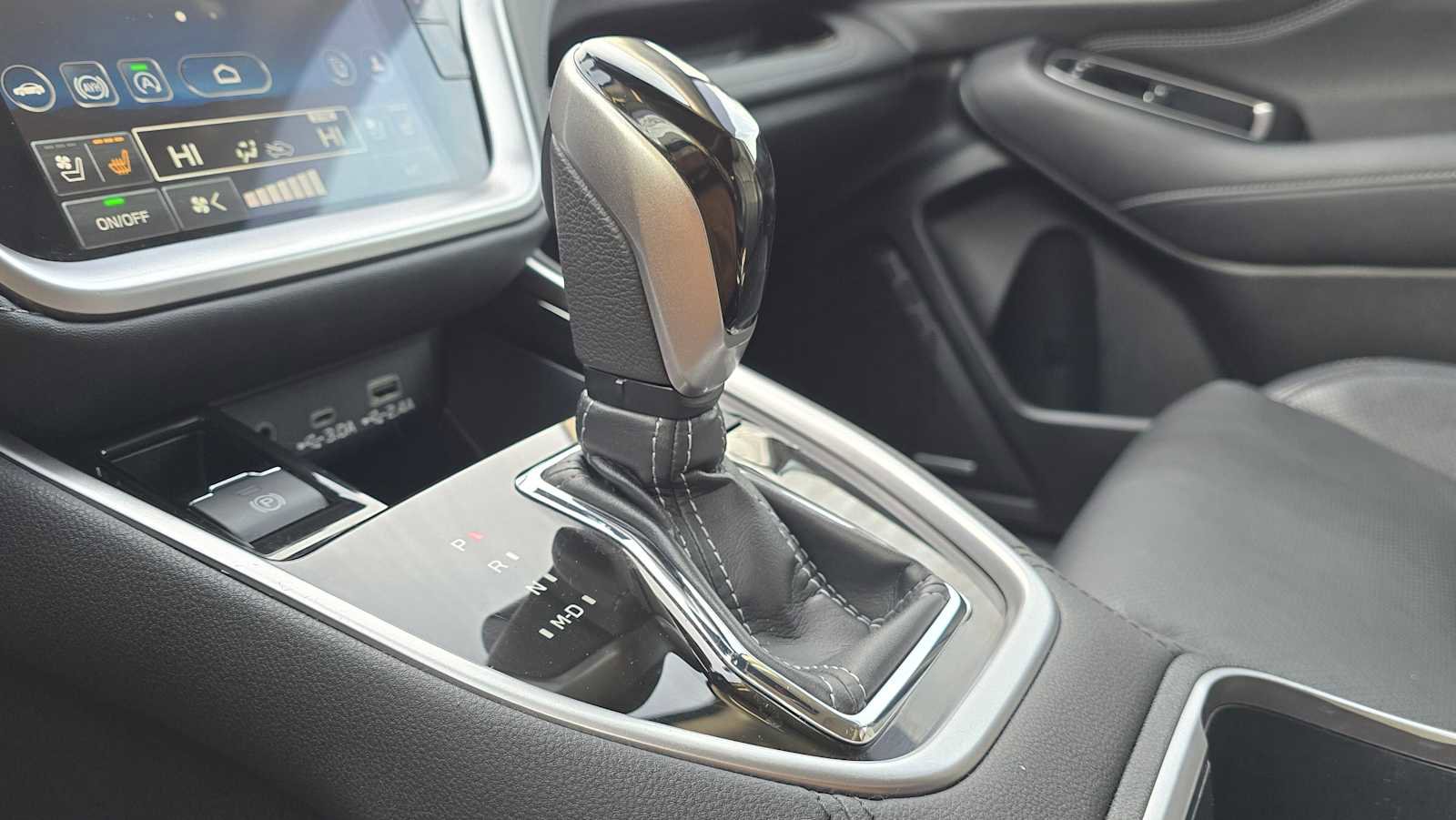 Used 2023 Subaru Outback Touring w/ Popular Package #2 image 30