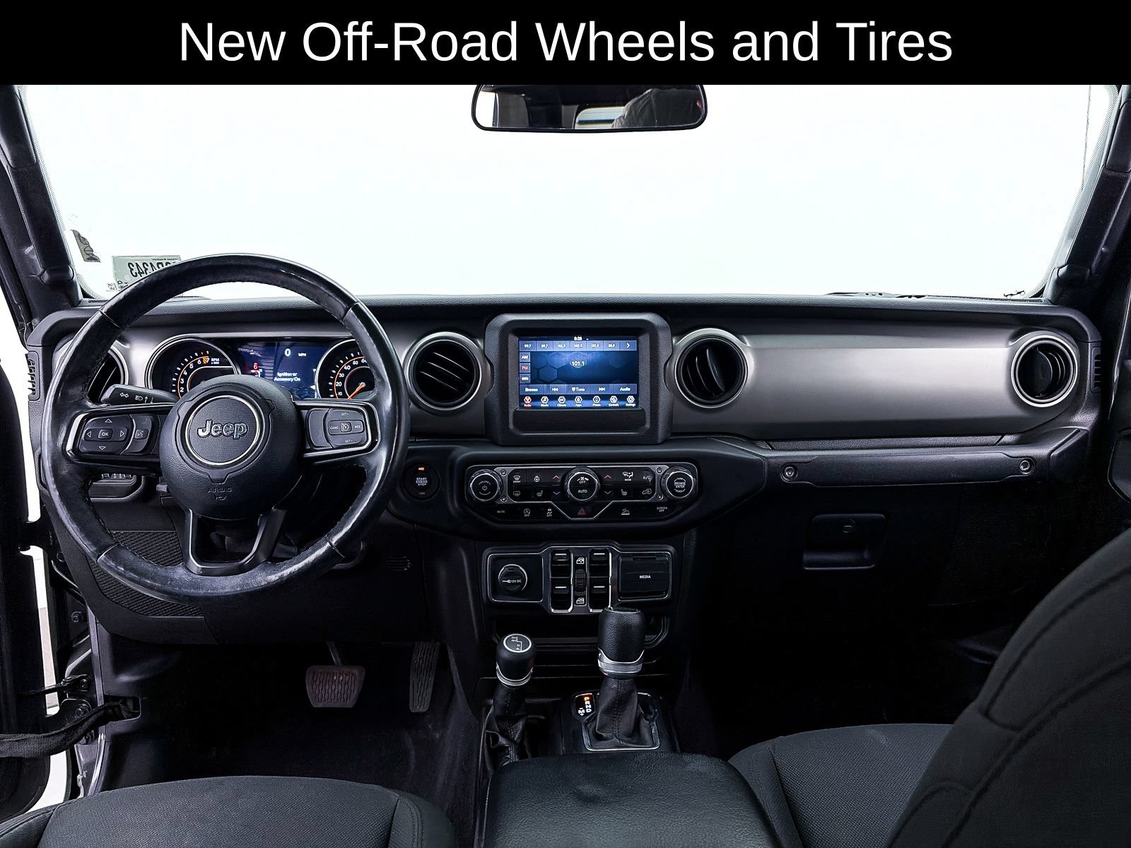 Used 2021 Jeep Gladiator Sport AWD/4WD image 28