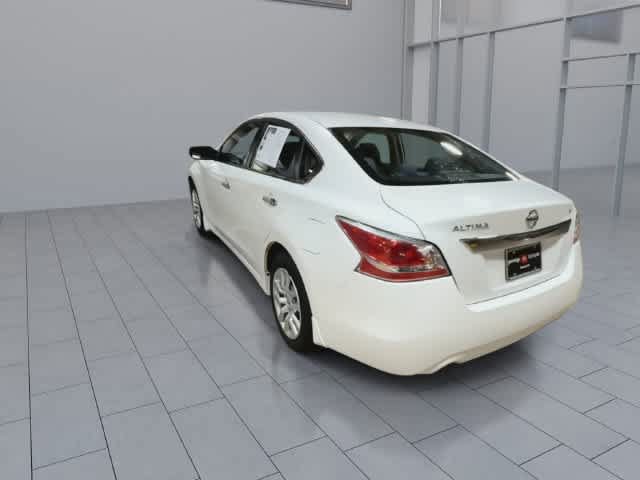 Used 2015 Nissan Altima 2.5 S w/ Power Driver Seat Package FWD image 7