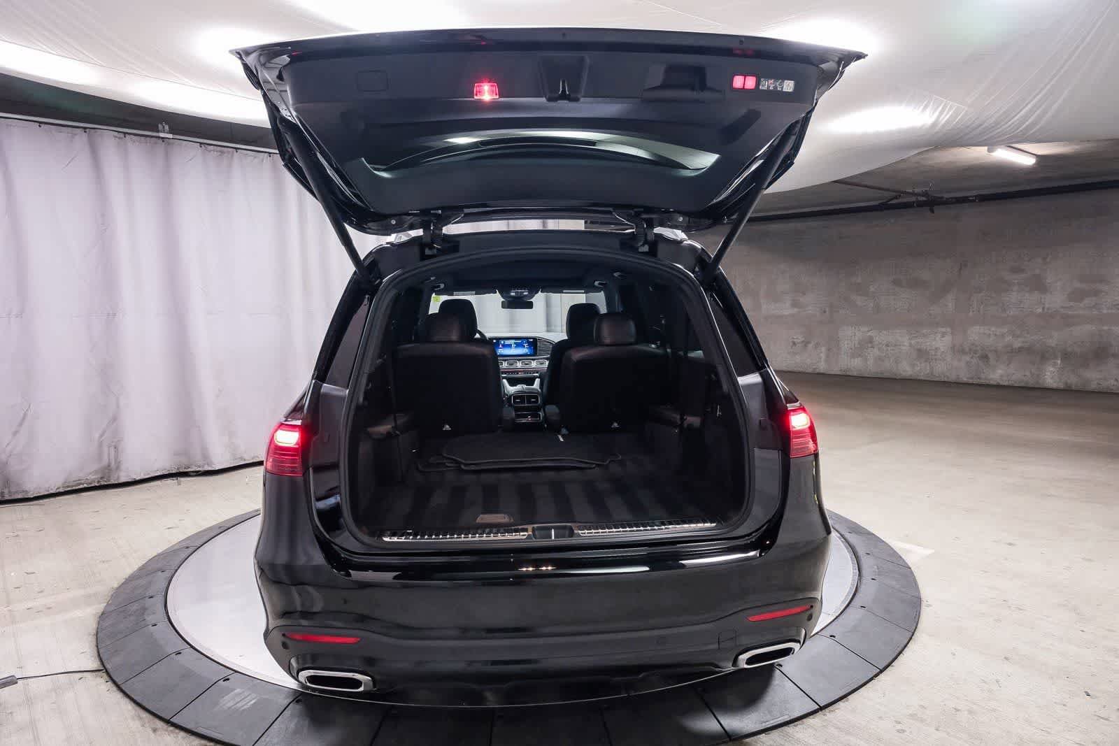 Used 2025 Mercedes-Benz GLS 450 4MATIC image 25