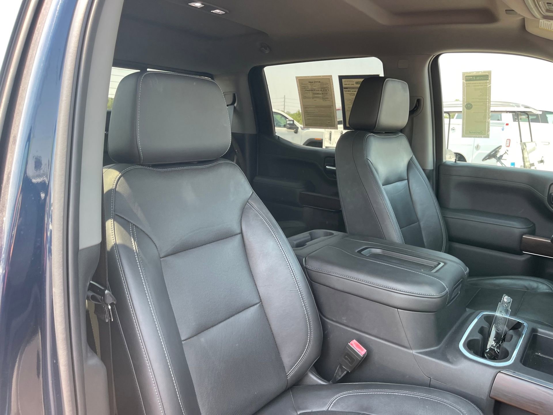 Used 2019 GMC Sierra 1500 SLT w/ SLT Premium Package AWD/4WD image 27