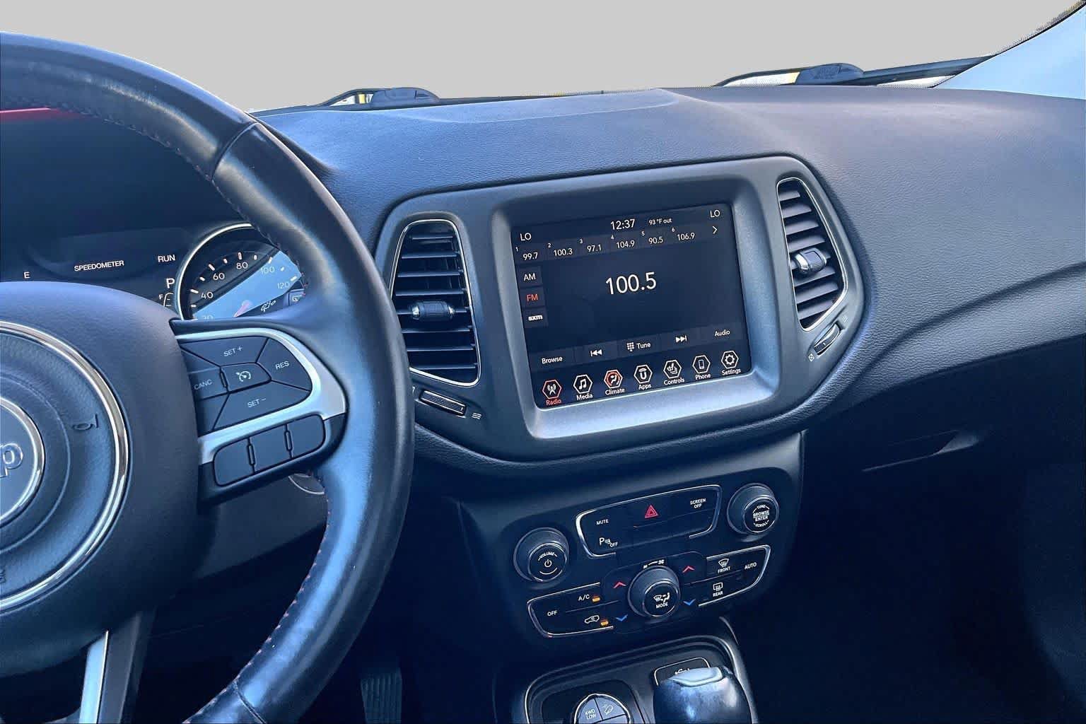Used 2019 Jeep Compass Trailhawk w/ Leather Interior Group AWD/4WD image 7