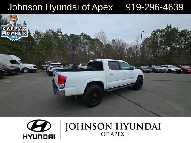 Used 2016 Toyota Tacoma SR5 w/ Towing Package image 15