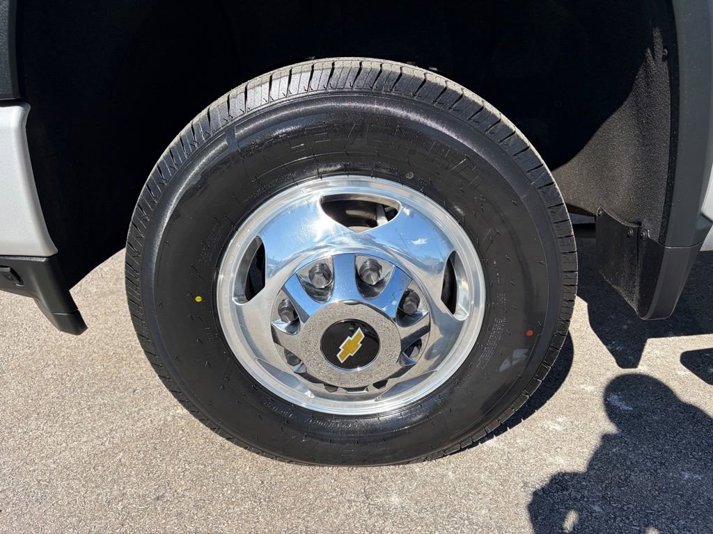 Used 2021 Chevrolet Silverado 3500 High Country image 16
