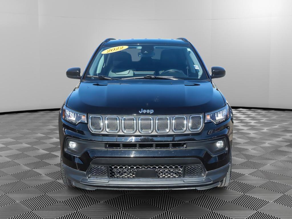 Used 2022 Jeep Compass Latitude image 9