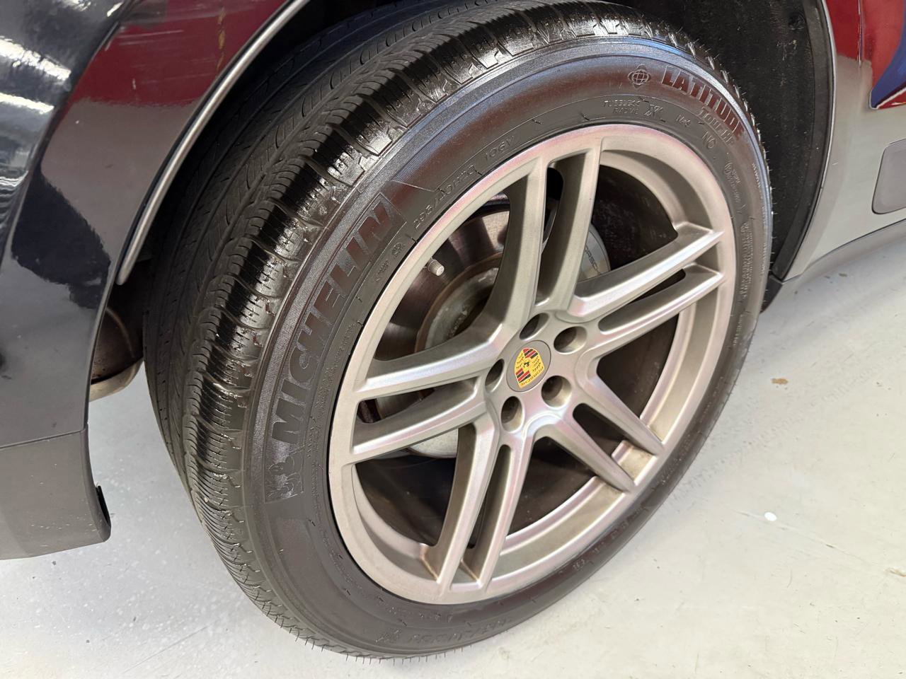 Used 2021 Porsche Macan S AWD/4WD image 18
