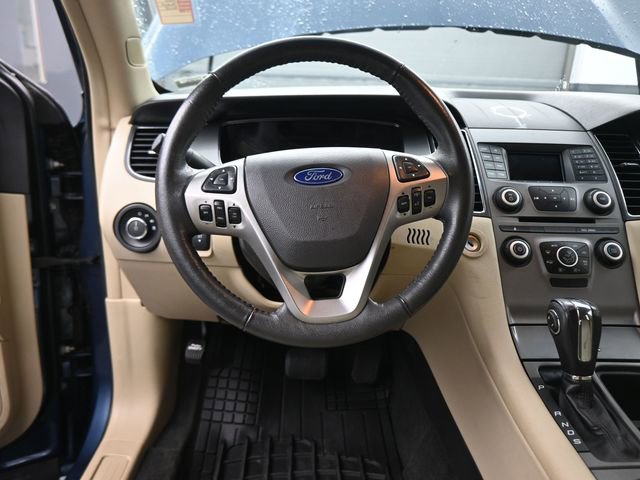 Used 2018 Ford Taurus SEL image 20