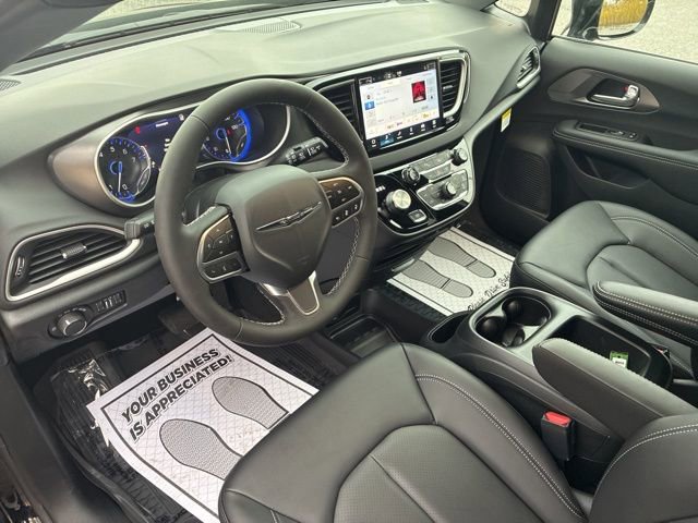 New 2026 Chrysler Voyager LX FWD image 12