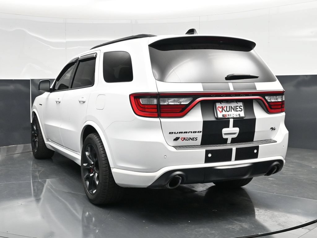 Used 2023 Dodge Durango R/T w/ Tow 'N Go Group AWD/4WD image 9
